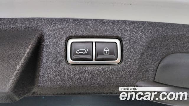 Kia Sorento 2022 — Фото 18/20