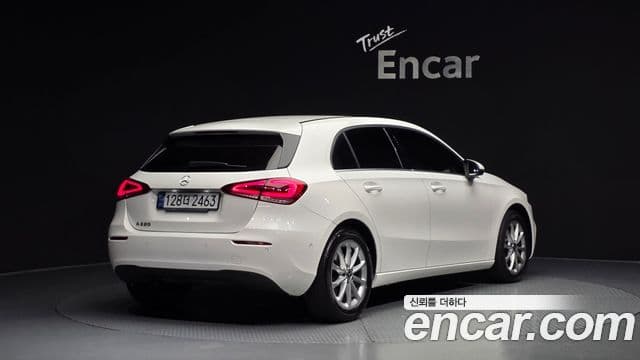 Mercedes-Benz A-Class 2019 — Şəkil 10/30