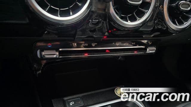 Mercedes-Benz A-Class 2019 — Şəkil 2/30