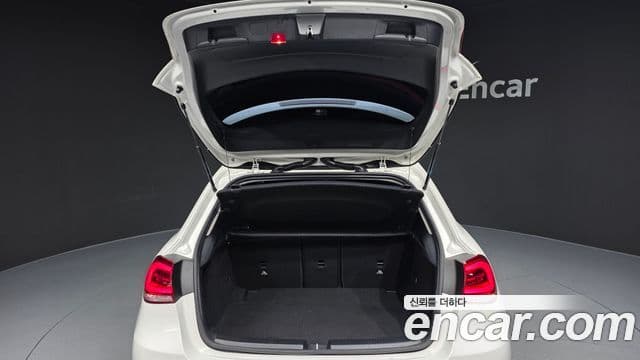 Mercedes-Benz A-Class 2019 — Şəkil 5/30