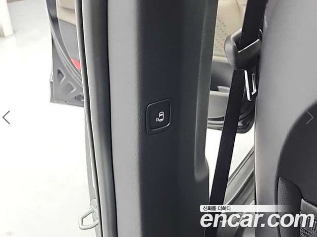 Kia Carnival 2024 — фото 14 из 18