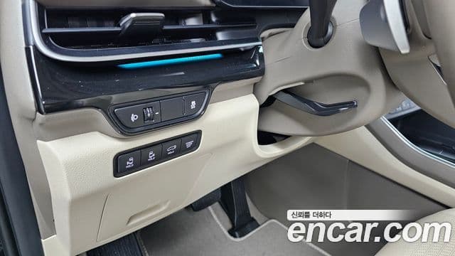 Kia Carnival 2024 — ფოტო 1/33