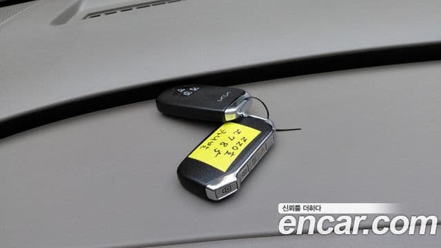 Kia Carnival 2023 — ფოტო 29/33