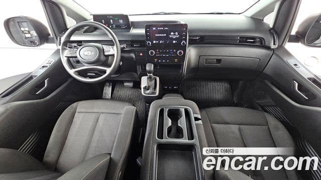 Hyundai Staria 2022 — Фото 7/20