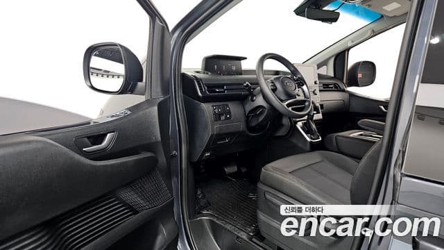Hyundai Staria 2022 — Фото 10/20