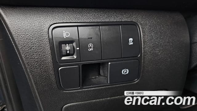 Hyundai Staria 2022 — Фото 19/20