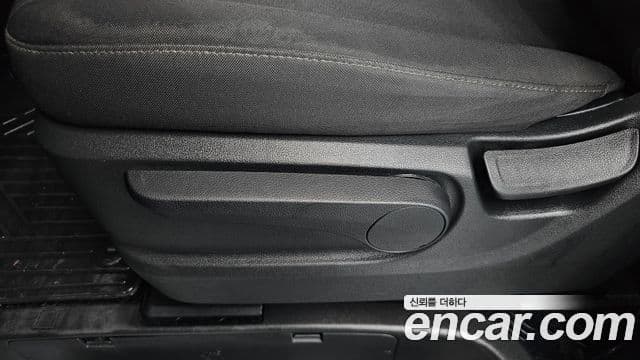 Hyundai Staria 2022 — Photo 23/34