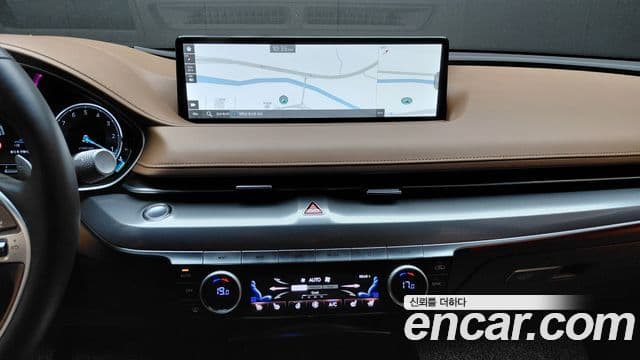 Genesis Electrified G80 2022 — Şəkil 13/20