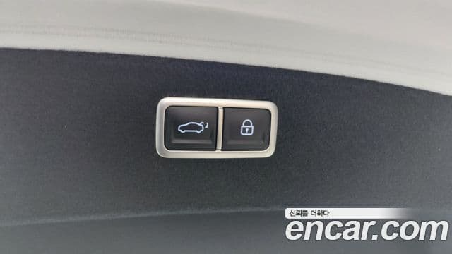 Genesis Electrified G80 2022 — фото 18 из 20