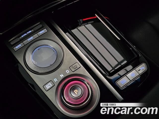 Genesis Electrified G80 2020 — фото 14 из 20