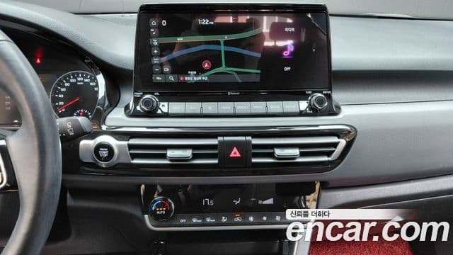 Kia Seltos 2022 — Şəkil 13/20