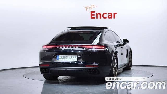 Porsche Panamera 2023 — Şəkil 4/20