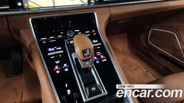 Porsche Panamera 2023 — Şəkil 9/20