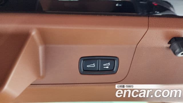 Porsche Panamera 2023 — Şəkil 19/20