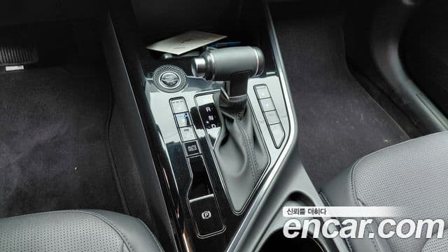 Kia Niro 2022 — Фото 9/20