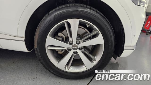 Genesis GV80 2020 — ფოტო 5/20