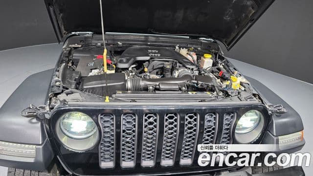 Jeep Gladiator 2021 — ფოტო 6/20