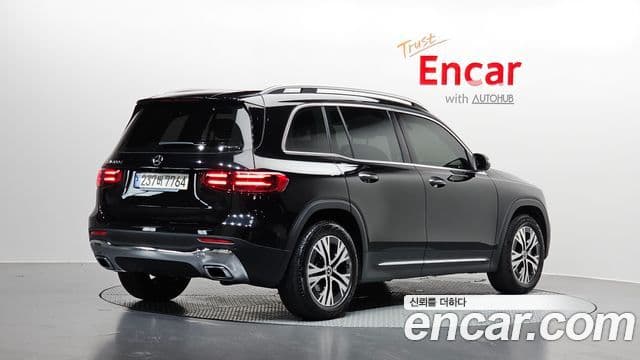 Mercedes-Benz GLB-Class 2024 — фото 2 из 20