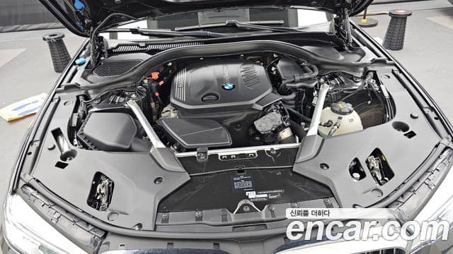 BMW 5 Series 2020 — Фото 6/20