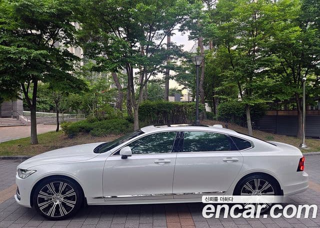 Volvo S90 2025 — фото 2 из 20