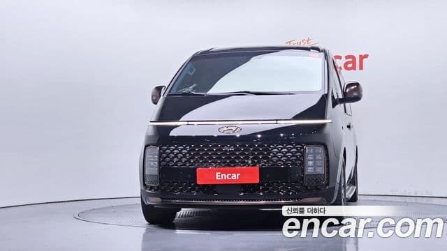 Hyundai Staria 2021 — фото 3 из 20