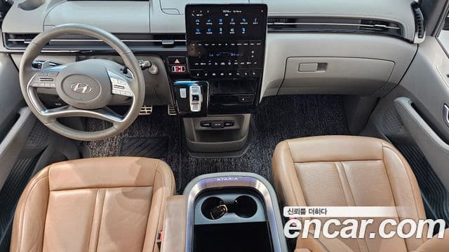 Hyundai Staria 2021 — фото 7 из 20