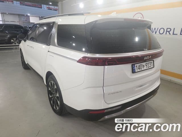Kia Carnival 2023 — Şəkil 3/17