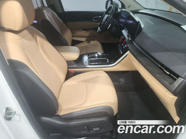 Kia Carnival 2023 — Şəkil 5/17