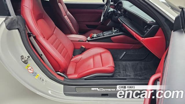 Porsche 911 2022 — Photo 24/31