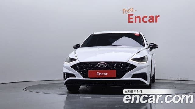 Hyundai Sonata 2023 — ფოტო 3/20