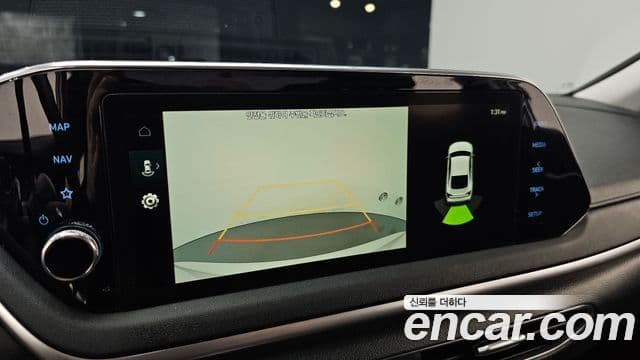 Hyundai Sonata 2023 — фото 15 из 20