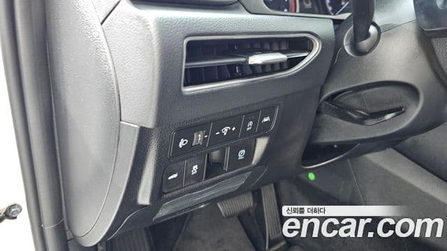 Hyundai Sonata 2023 — ფოტო 16/20