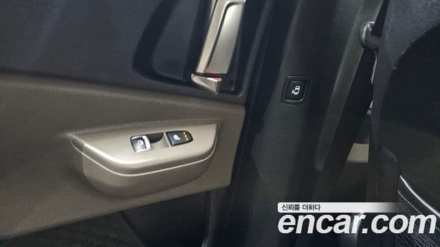 Kia Carnival 2024 — Şəkil 19/20