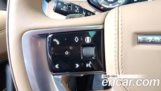Land Rover Range Rover 2025 — Фото 17/20