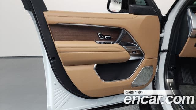 Land Rover Range Rover 2025 — Şəkil 21/41