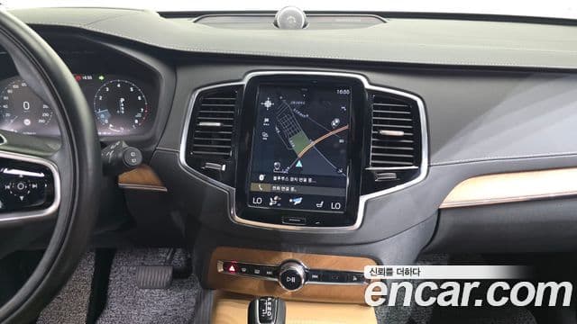 Volvo XC90 2019 — Şəkil 14/20