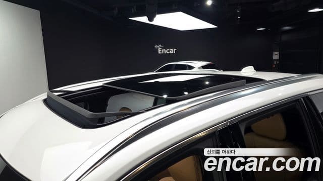 Volvo XC90 2019 — Şəkil 19/20