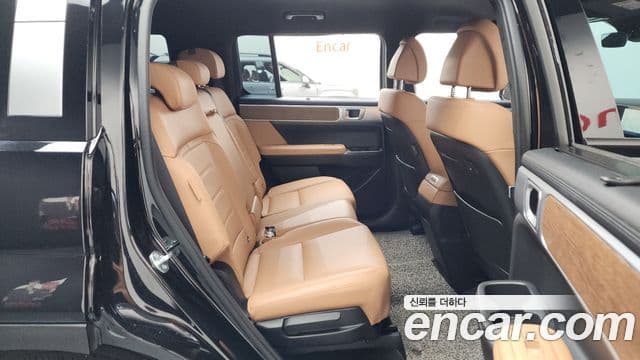 Hyundai Santa Fe 2023 — Şəkil 11/20