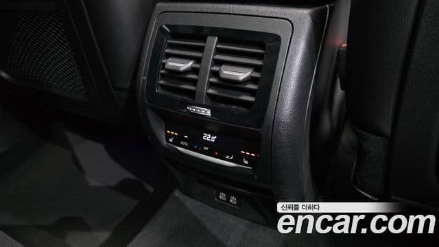 BMW X3 2022 — Şəkil 31/33