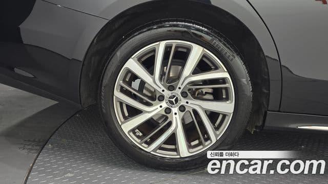Mercedes-Benz E-Class 2024 — Şəkil 5/20