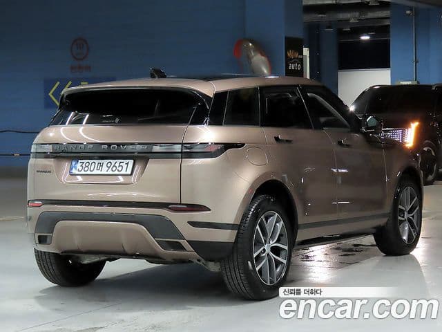 Land Rover Range Rover Evoque 2025 — ფოტო 1/20