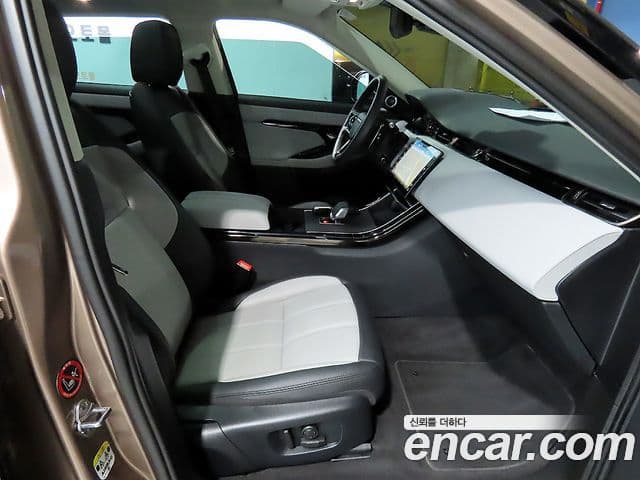 Land Rover Range Rover Evoque 2025 — ფოტო 9/20