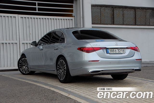 Mercedes-Benz S-Class 2021 — Фото 6/20