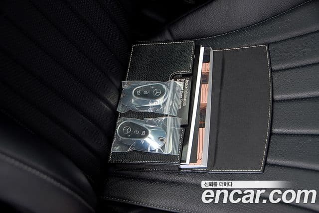 Mercedes-Benz S-Class 2021 — Фото 15/20