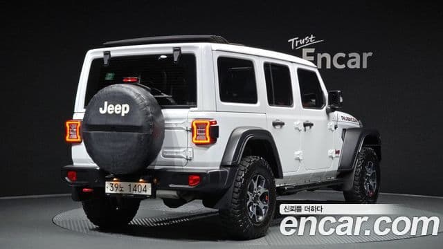 Jeep Wrangler 2019 — Şəkil 2/20