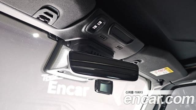 Jeep Wrangler 2019 — Şəkil 18/20