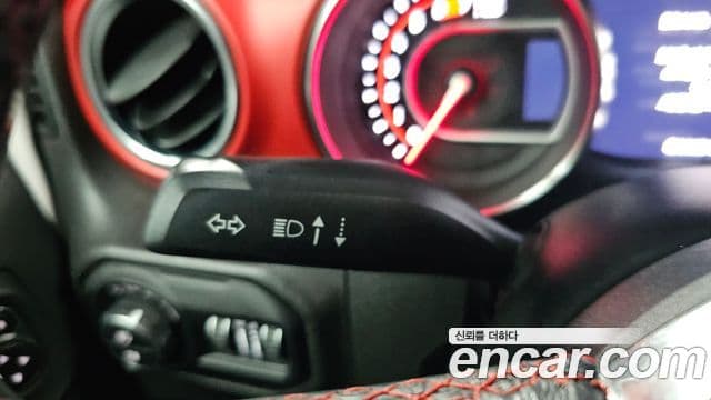 Jeep Wrangler 2019 — Şəkil 20/20