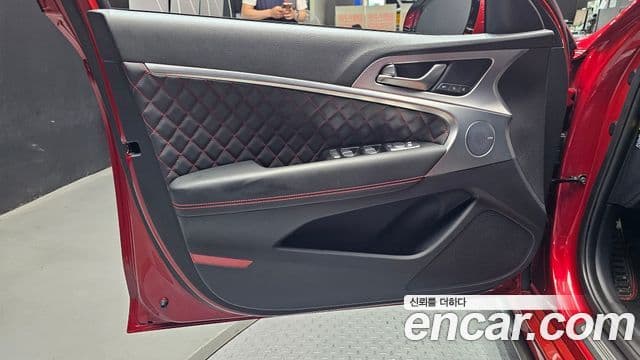 Genesis G70 2019 — Şəkil 10/33