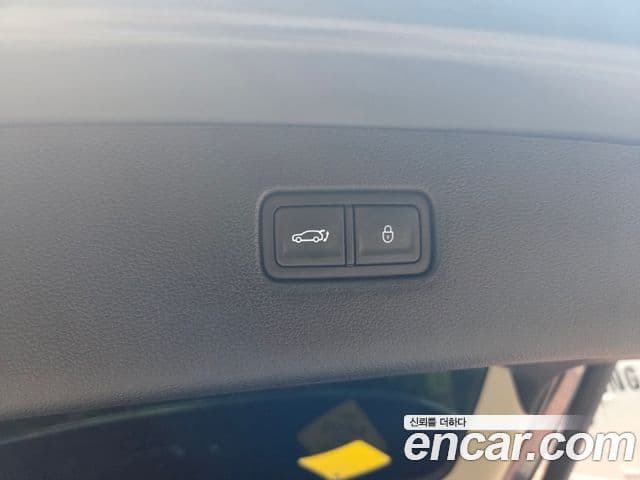 Genesis GV80 2024 — фото 15 из 17