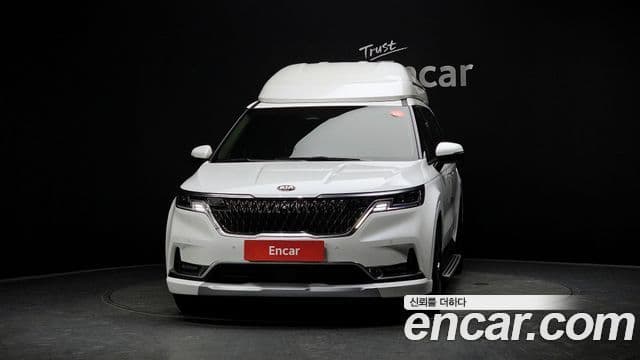 Kia Carnival 2021 — ფოტო 3/20